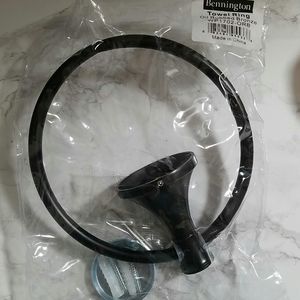 NWT! Towel ring in oil rubbed bronze